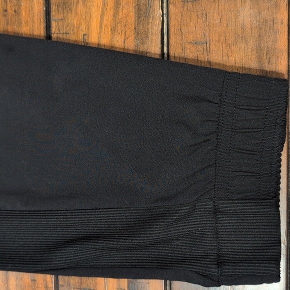 Athleta Brooklyn joggers - Picture 4 of 9